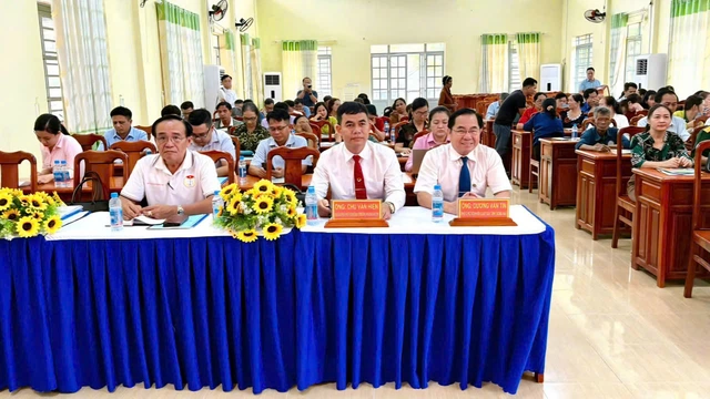 32 17720943988661926662835